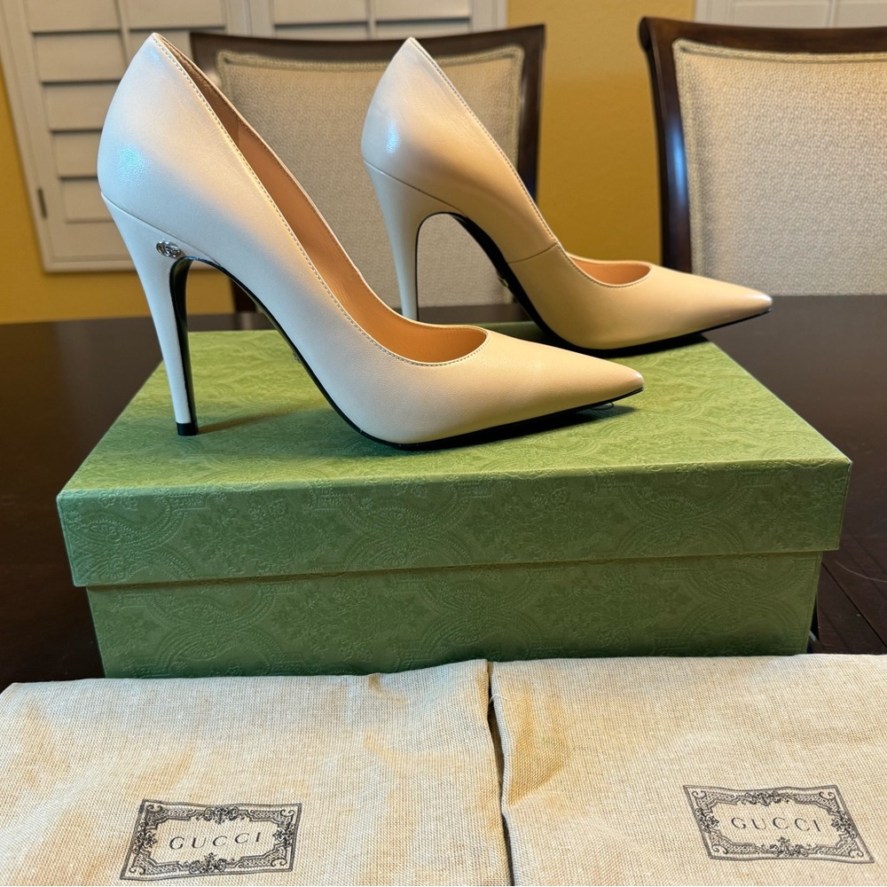 New Gucci GG High Heel Leather Beige Pumps Shoes 38 / US 8 - Picture 1 of 16